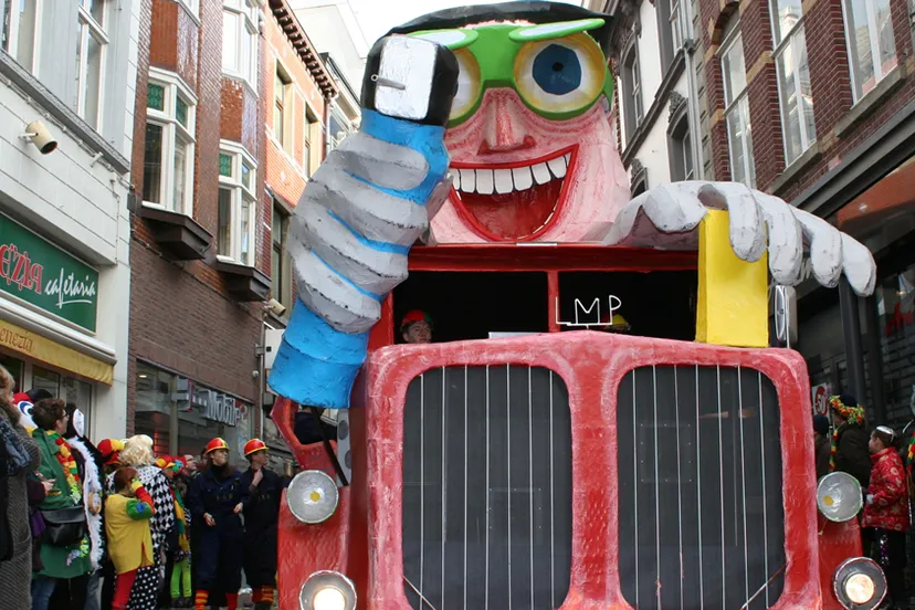 ntznm28w8uqhhvmj4uv8wune9 lmp carnavalswagen