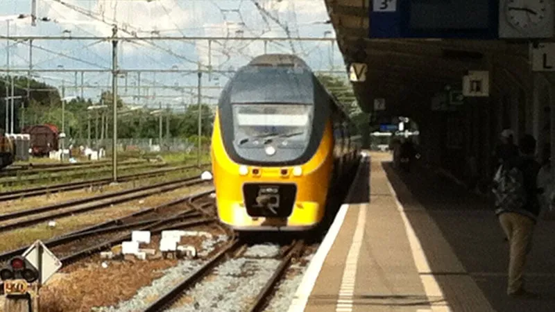 o858rgo2s6mry0s63wqk7wtb1 trein ns station