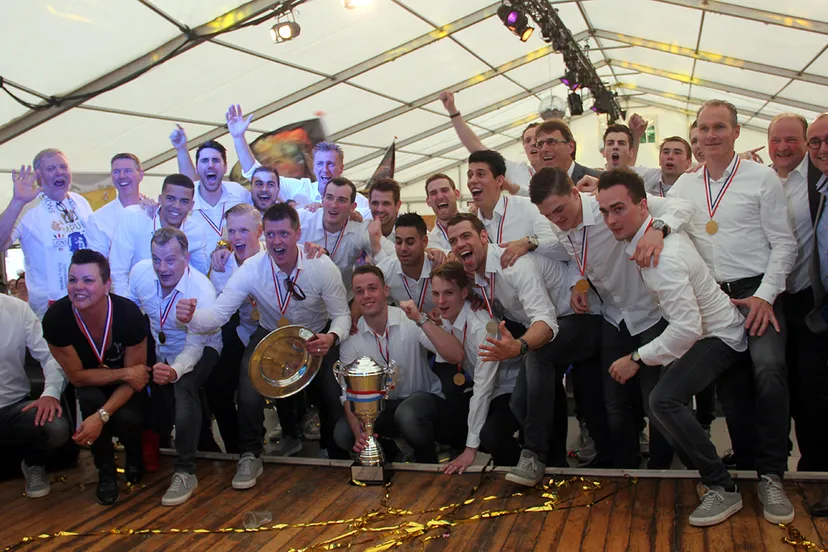 oci lions 2016 landskampioen gehuldigd in mp feesttent geleen