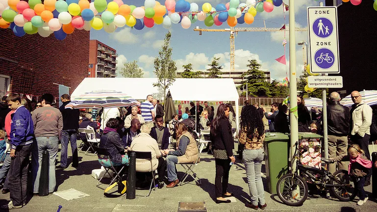 oe87ptvubo7htnlnd36phz80l buurtfeest ergens in nederland marco raaphorst cc 2