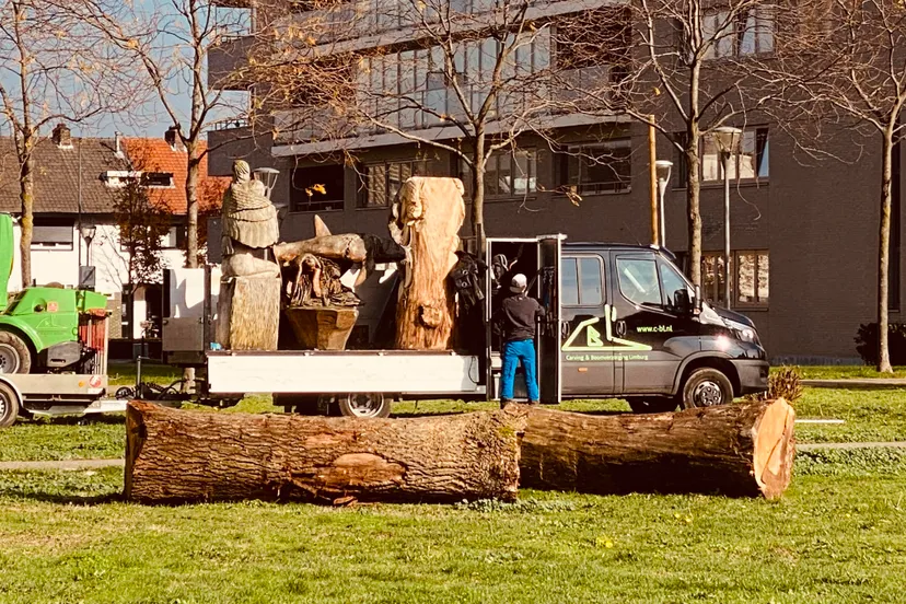 oktoberfeest 2022 woodcarving