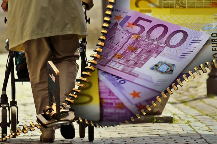 old people 1553351 1280 ouderen geld pensioen misbruik