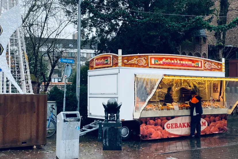 oliebollenkraam voorstad