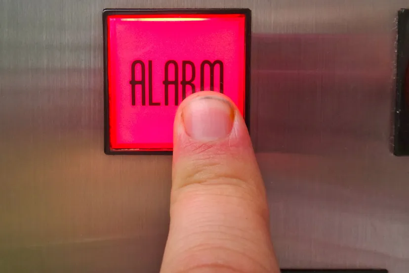 omtc626pwfzygjxerpnzvk7pf liftalarmknopflatnoodnoodgevalhqfotoandrewdieselducycc