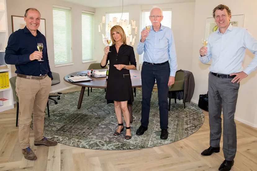 ondertekening hoppenbrouwers sittard hatulek 0009