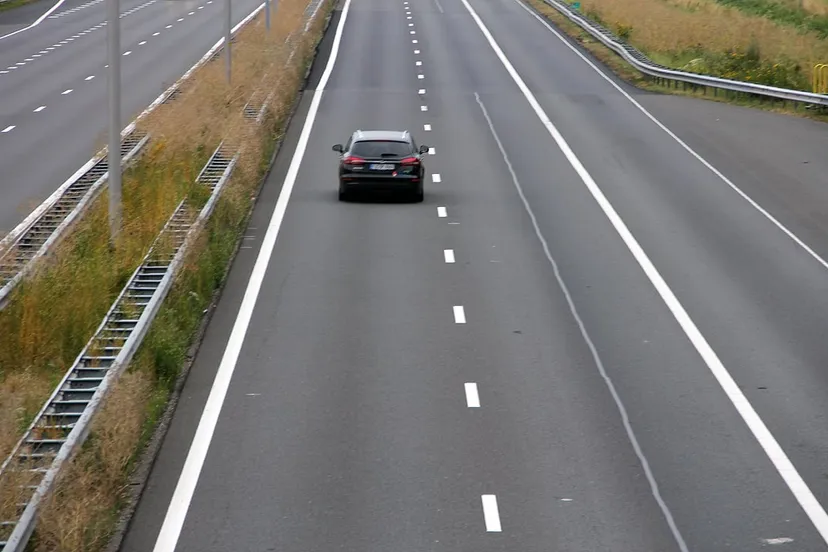 onnodig links rijden