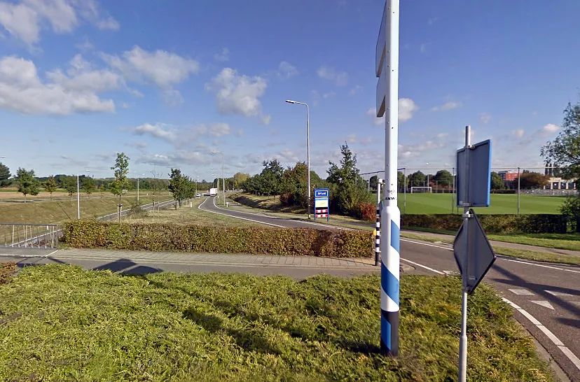 op en afritten n276 bij limbricht