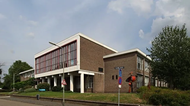 open deuren 2 kleine steeg