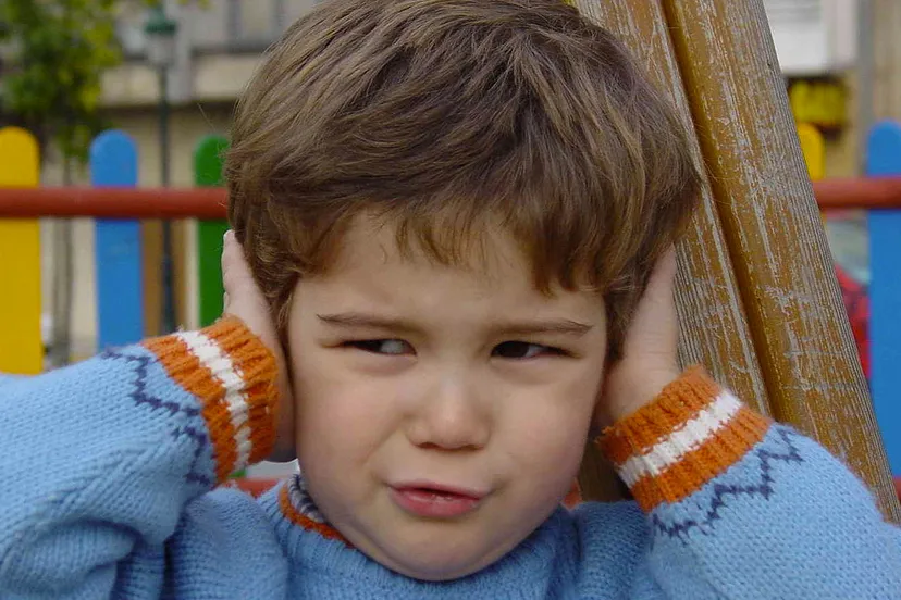 oren dichthouden tegen geluid