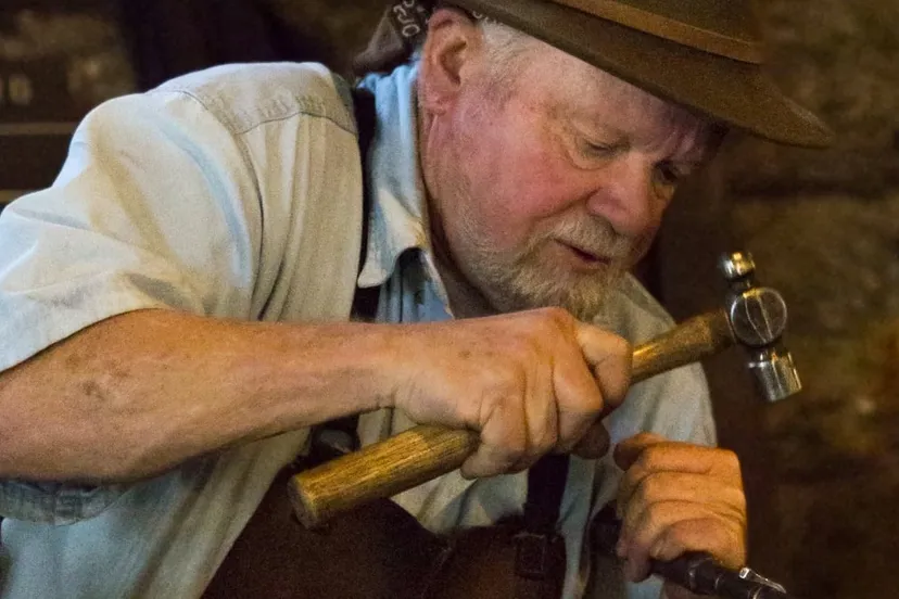 oudere handarbeider pensioen