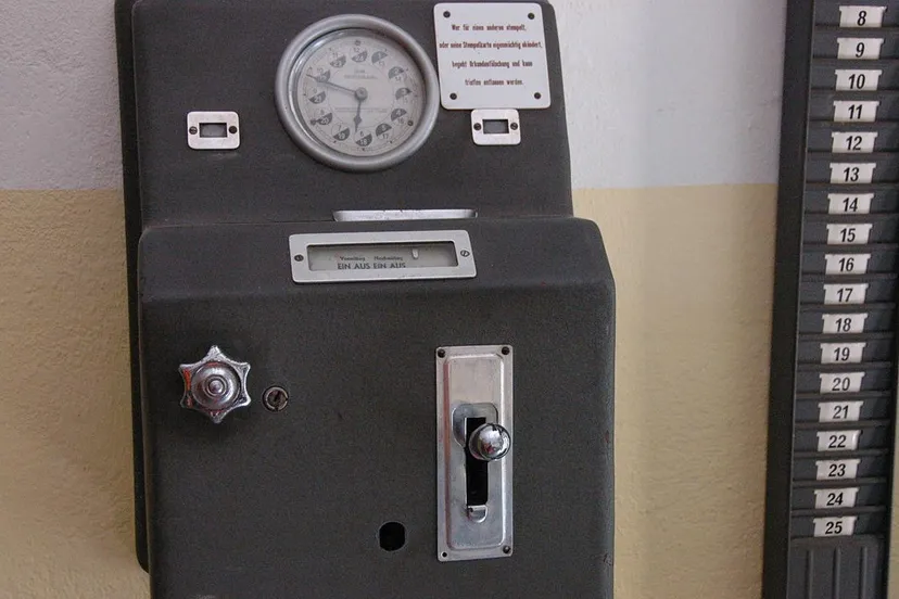 ouderwetse prikklok ph louw cc by 25 nl https creativecommonsorglicensesby25nldeeden 1