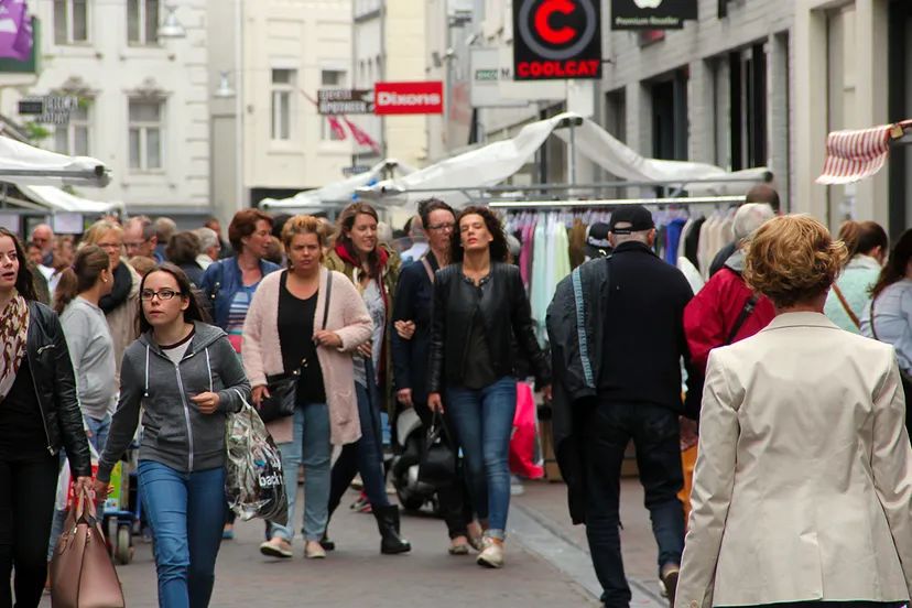 outlet shopping day 2015