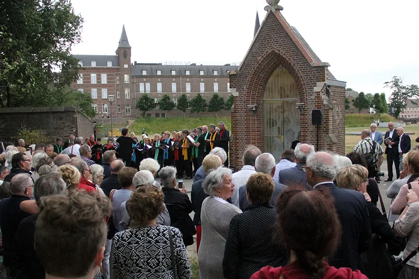 overdracht jezuietenkapel 4