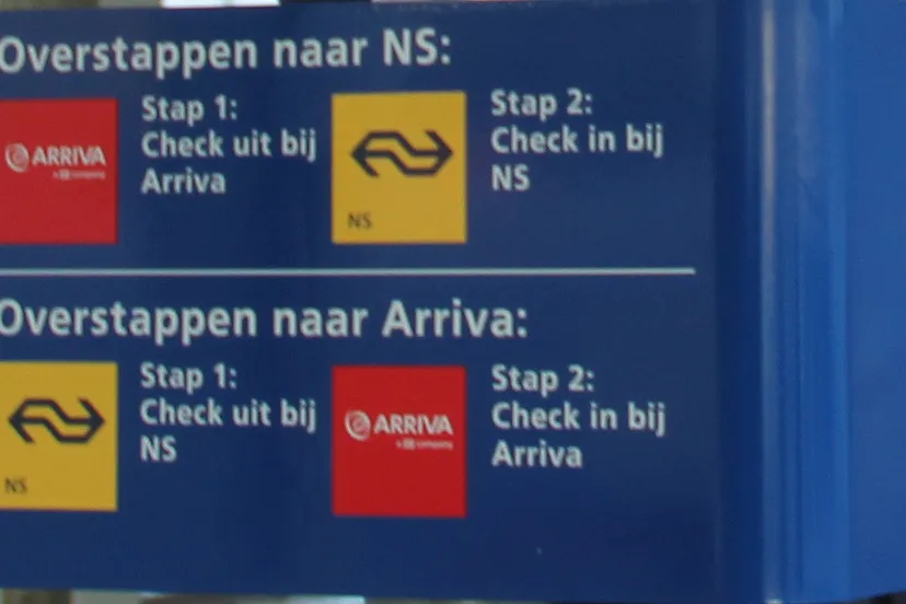 overstappen uit en weer inchecken