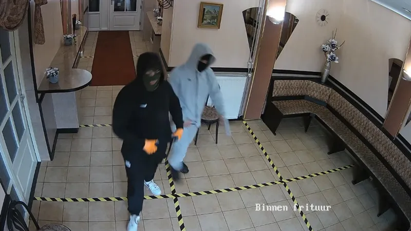 overvallers cafetaria stein op beeld
