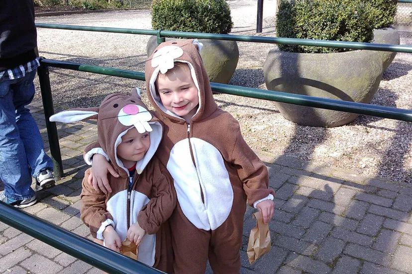 paashazen bij de kassa