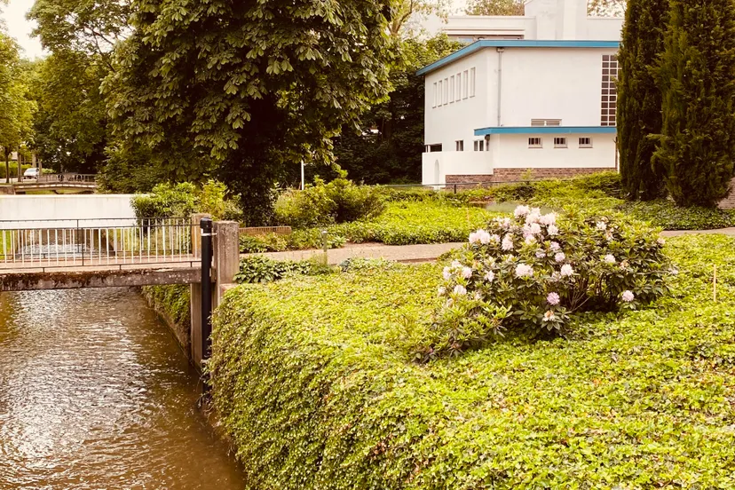 parklaan beek brug bij woning 2