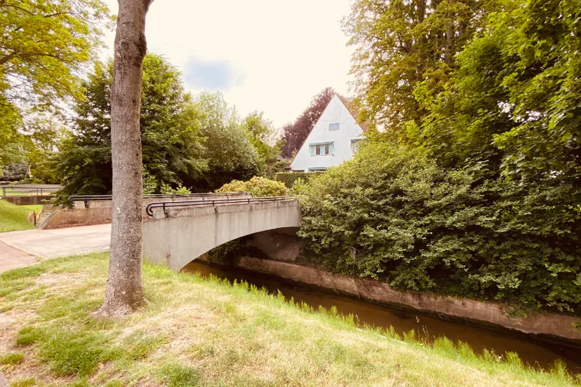 parklaan beek brug bij woning 4