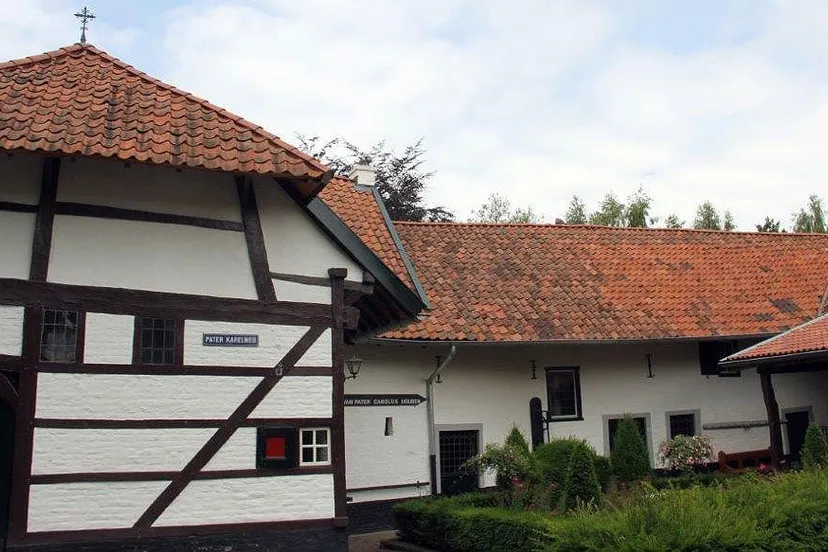 pater karelhoeve munstgergeleen