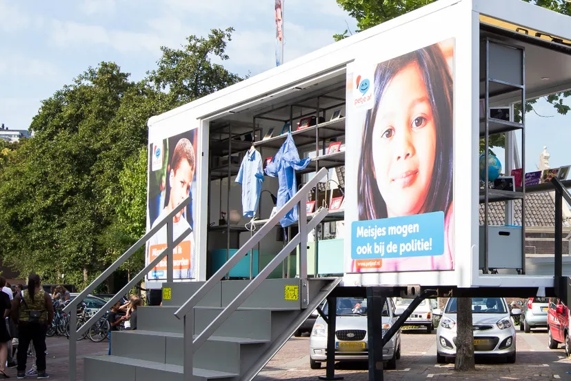 petje af actie op wielerbaan glanerbrook