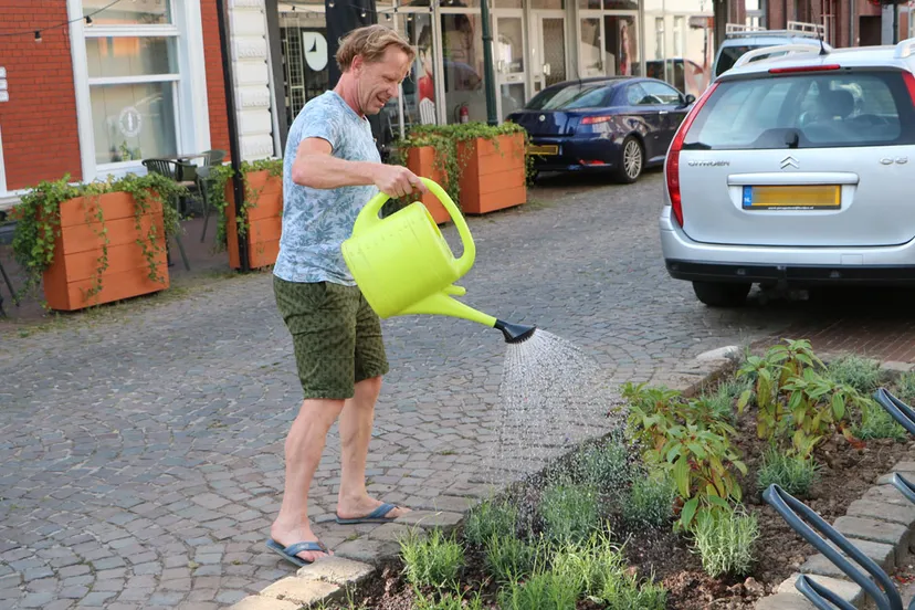 plantjes begieten oud geleen