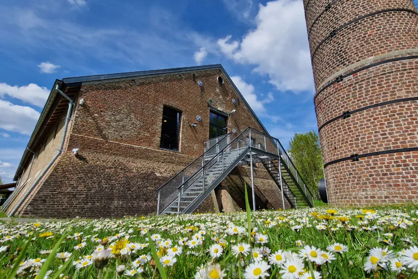 plinthos geleen daniken 2