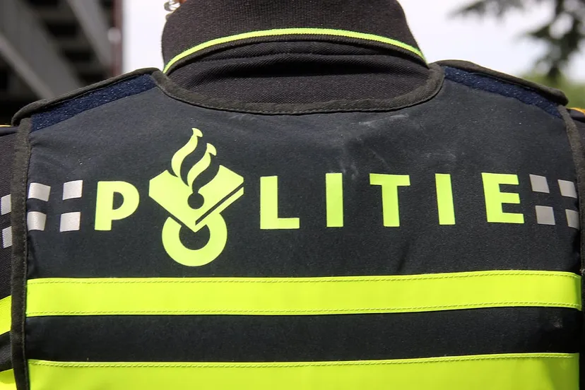 politie rug politieman