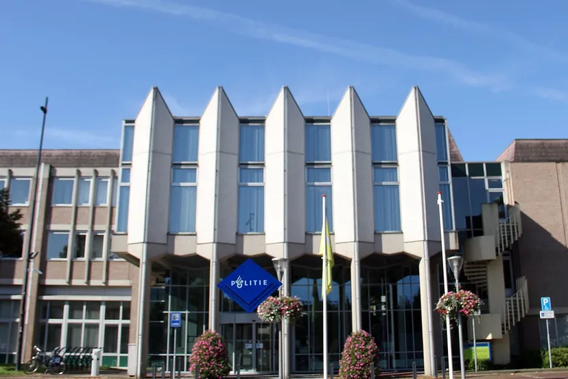 politiesteunpunt gemeentehuis geleen ingang stadswinkel