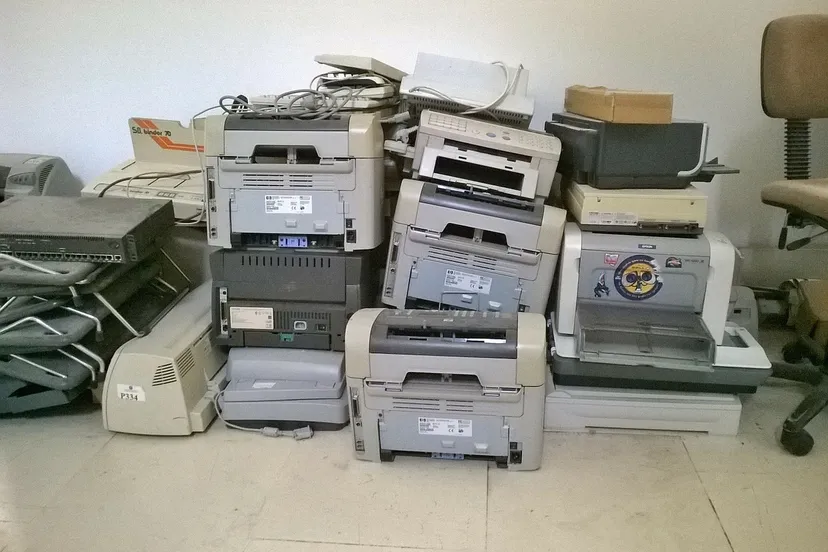 printers 344016 1280 stapel printers kantoor sluiting