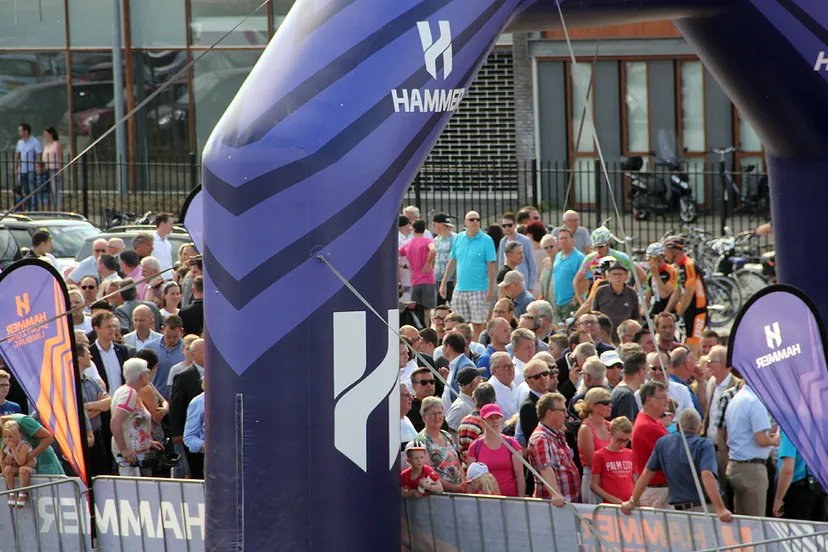 publiek bij opening tom dumoulin bike park