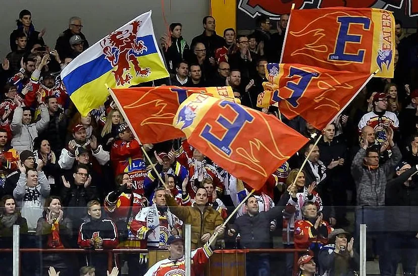 publiek op tribune jan hofstede