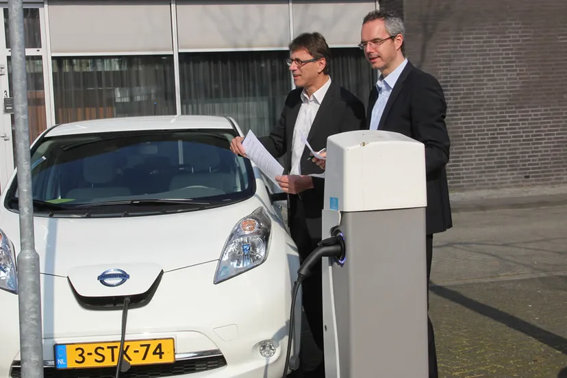 pypfq07tr3im9ll3epgm4fdoc e carsharing 1