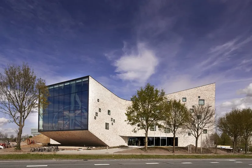 q6mkbx7jya62lq3xbldi02r2h rabo g2hp1404070810