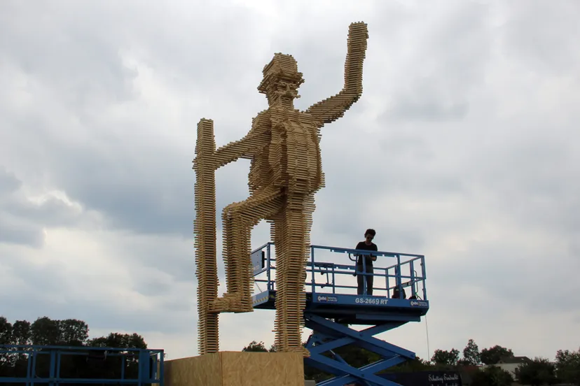 qfoabp7w2okm7fcvru2vs2k61 dn um xl savelkoul ontheroad creative