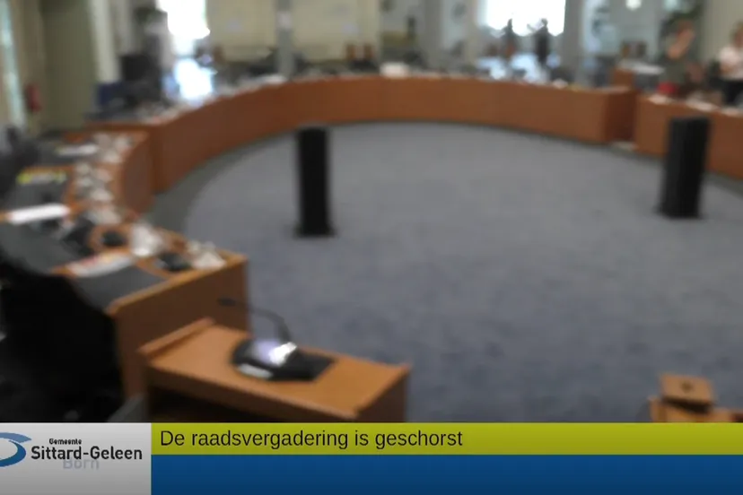 raadsvergadering geschorst