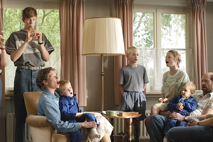 rc2ggc96l429cjh75a4xabc54 1215 confetti 1