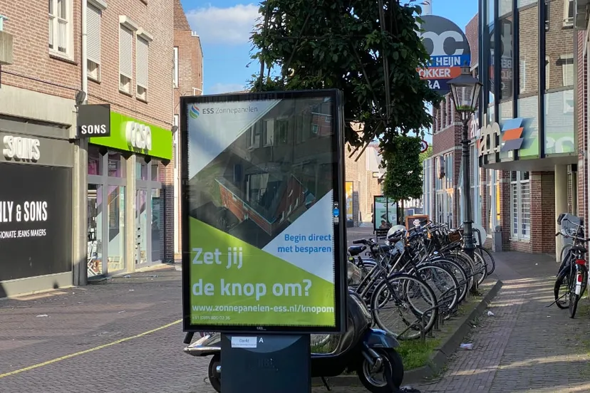 reclamevitrine walstraat sittard