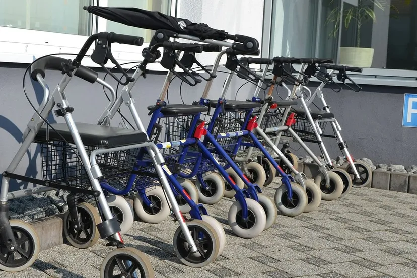 rollators cc0 via pixabay 1891 1280