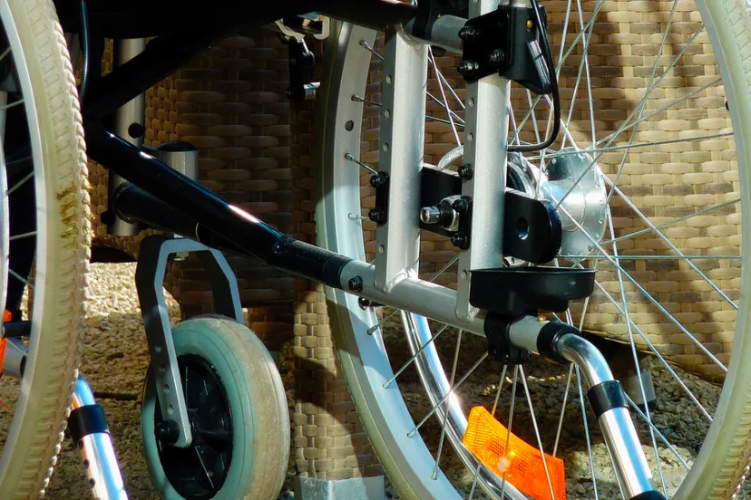 rolstoel cc0 via pixabay