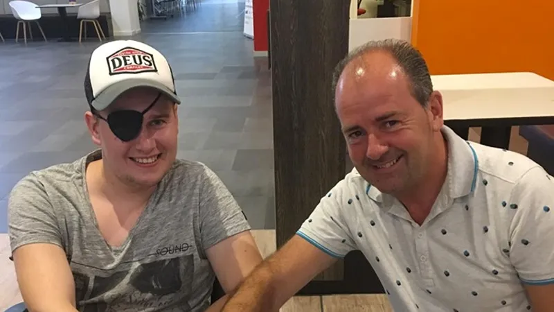 roy en jack hike for roy with joy