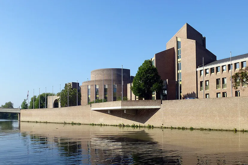 rs9zmk0mbgx2iy0fjv9euh3kp maastricht 1000 provinciehuis