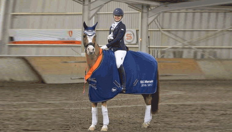 ruth dirks en shadow limburgs kampioen m2