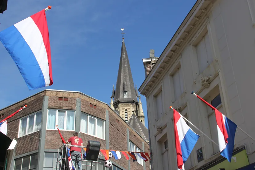 s0lrobhqby6a85dsqmitf01nb oranjekoorts 2