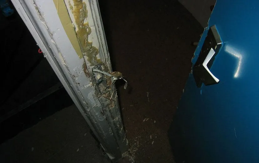 s1dmg0h8bsxq97wre6n4f8f6e inbraak 16 9 foto door simon groenewolt cc by nd 2