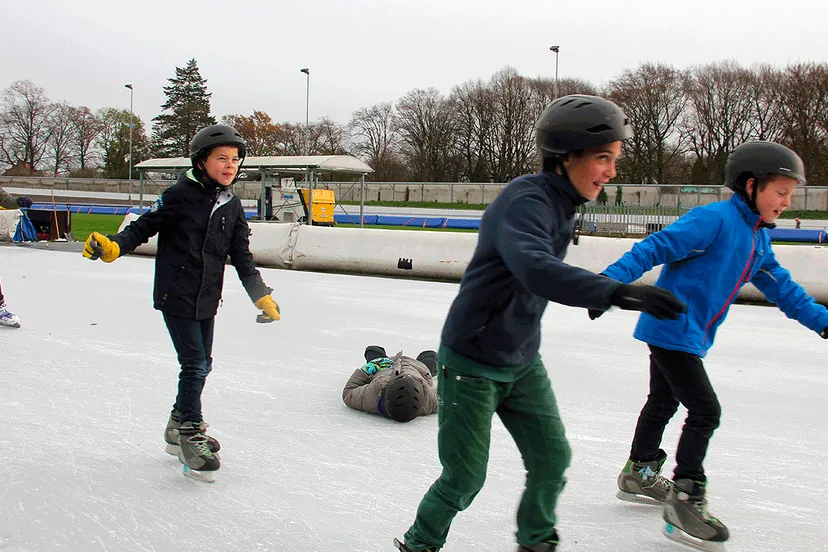 schaatsen op ijsbaan laco glanerbrook