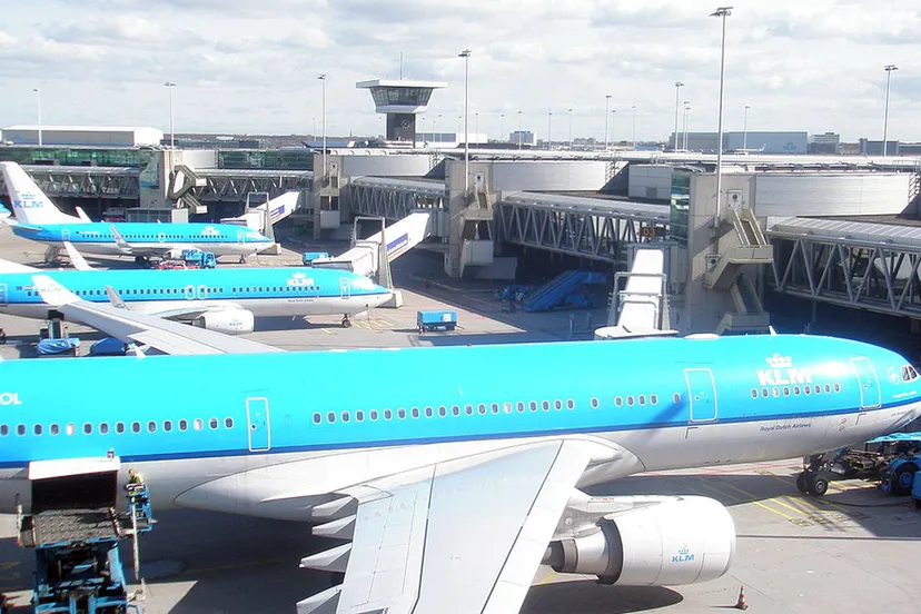 schiphol klm vliegtuigen