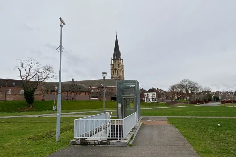 schootsvelden petruskerk ingang p garage odaparking