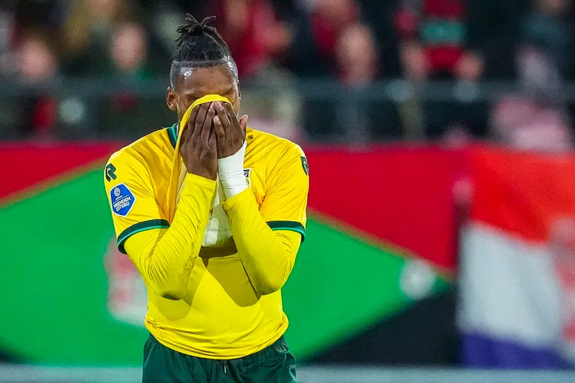 schorsing voor tijjani noslin