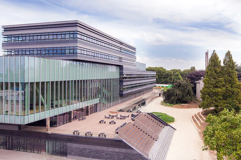 sekisui s lec op chemelot campus foto dols fotografie