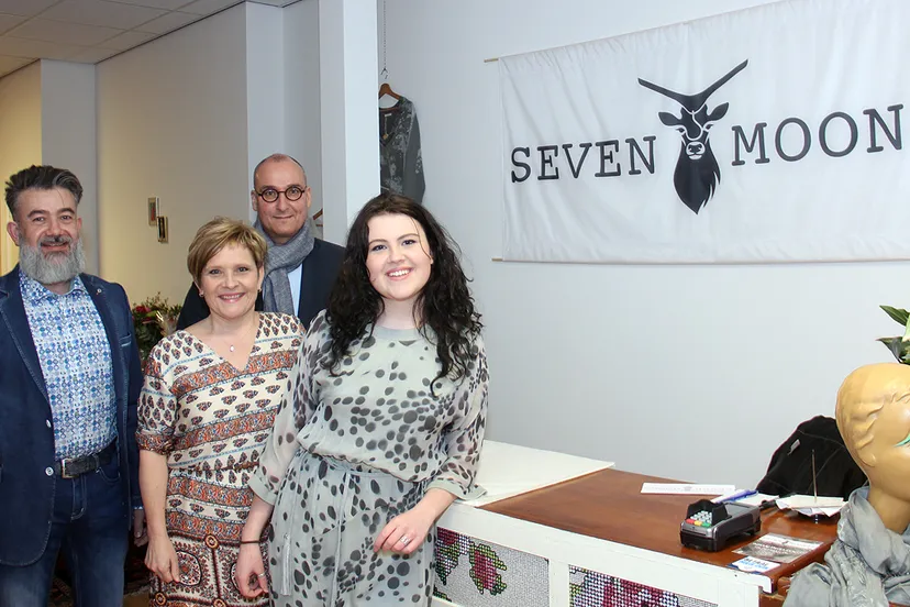 seven moons wim mary noel livvy